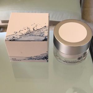 Skincare: green tea-time face scrub, 1.69 oz